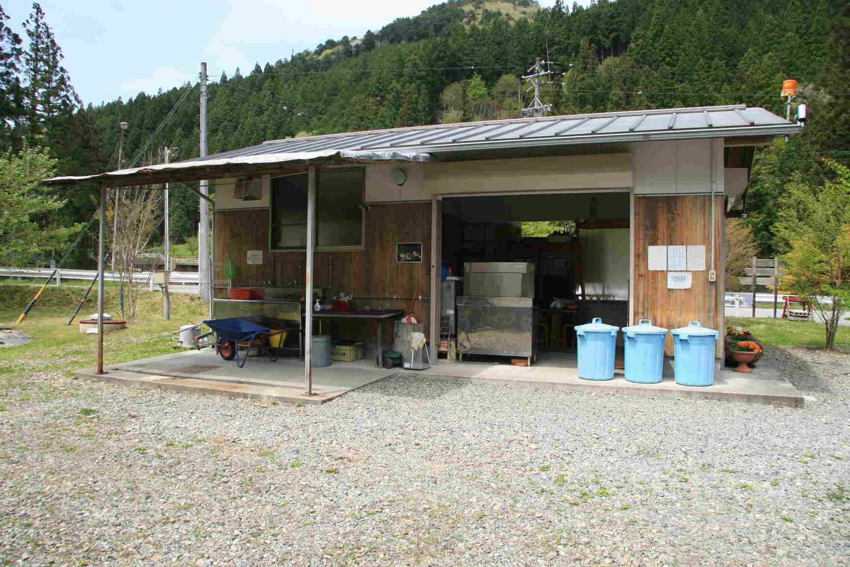 管理棟